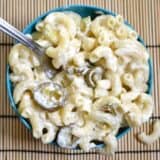 A close-up of jalapeño popper mac and cheese.