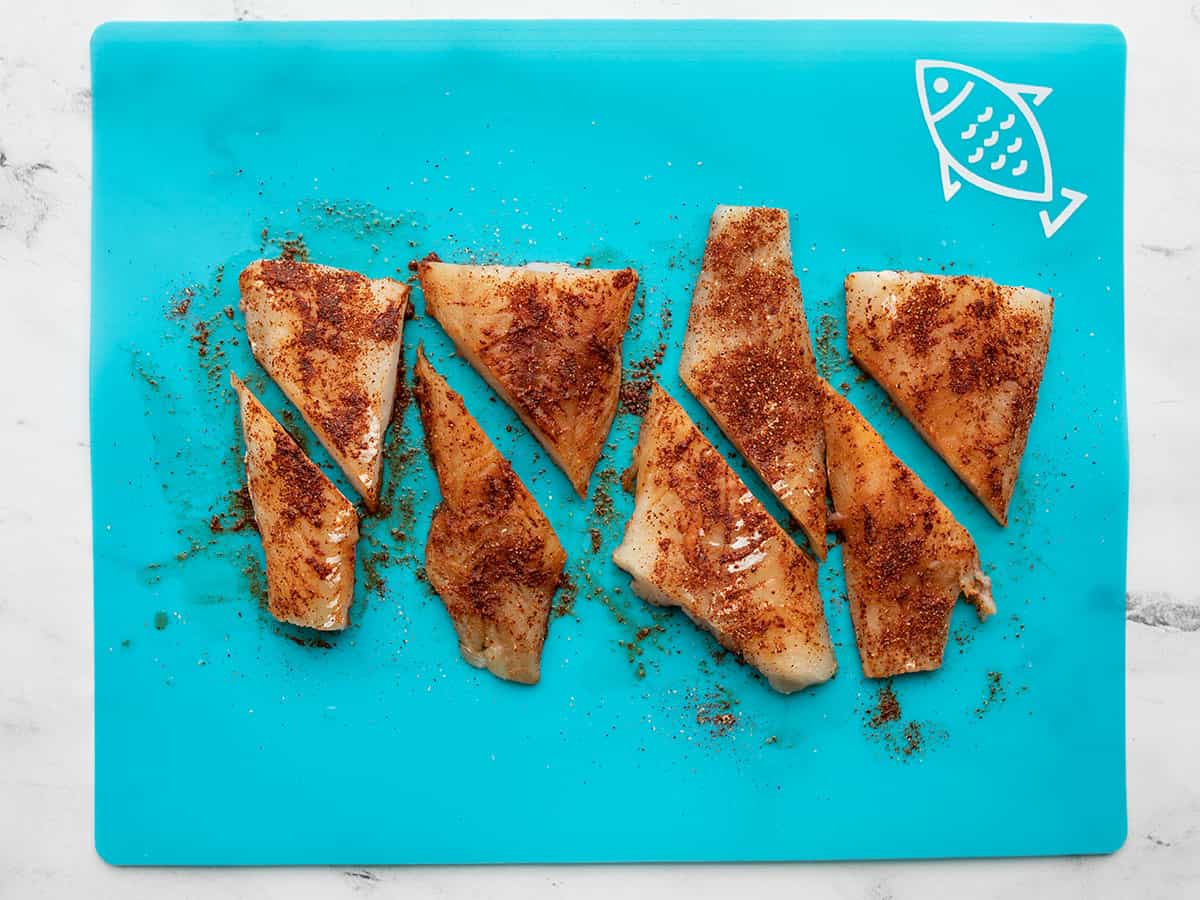 Seasoned fish fillets