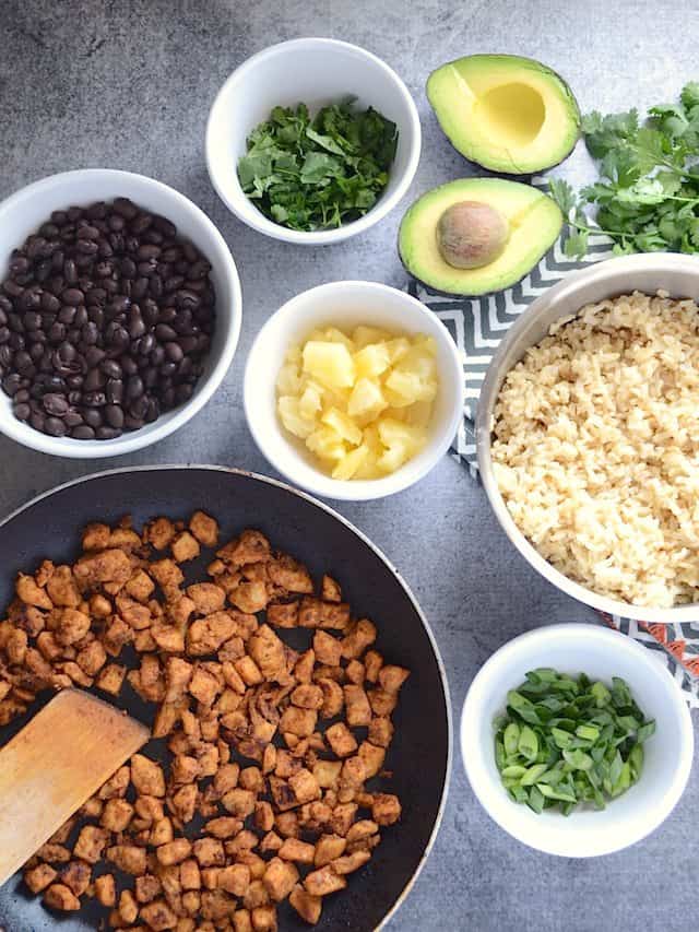 Sweet n Spicy Chicken Bowl Ingredients ready to prepare bowls
