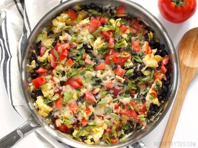 Ultimate Southwest Scrambled Eggs make a fast and filling dinner or brunch, and are a great way to use up leftover ingredients in the kitchen. BudgetBytes.com Ultimate Southwest Scrambled Eggs make a fast and filling dinner or brunch, and are a great way to use up leftover ingredients in the kitchen. BudgetBytes.com