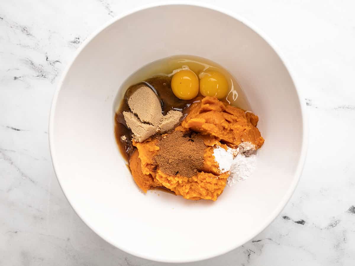 Custard ingredients without milk, in a bowl.