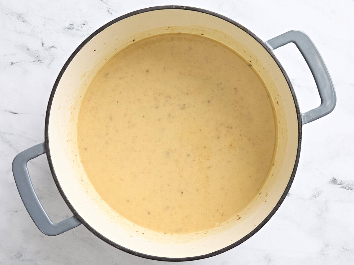 A blonde roux in a pot.