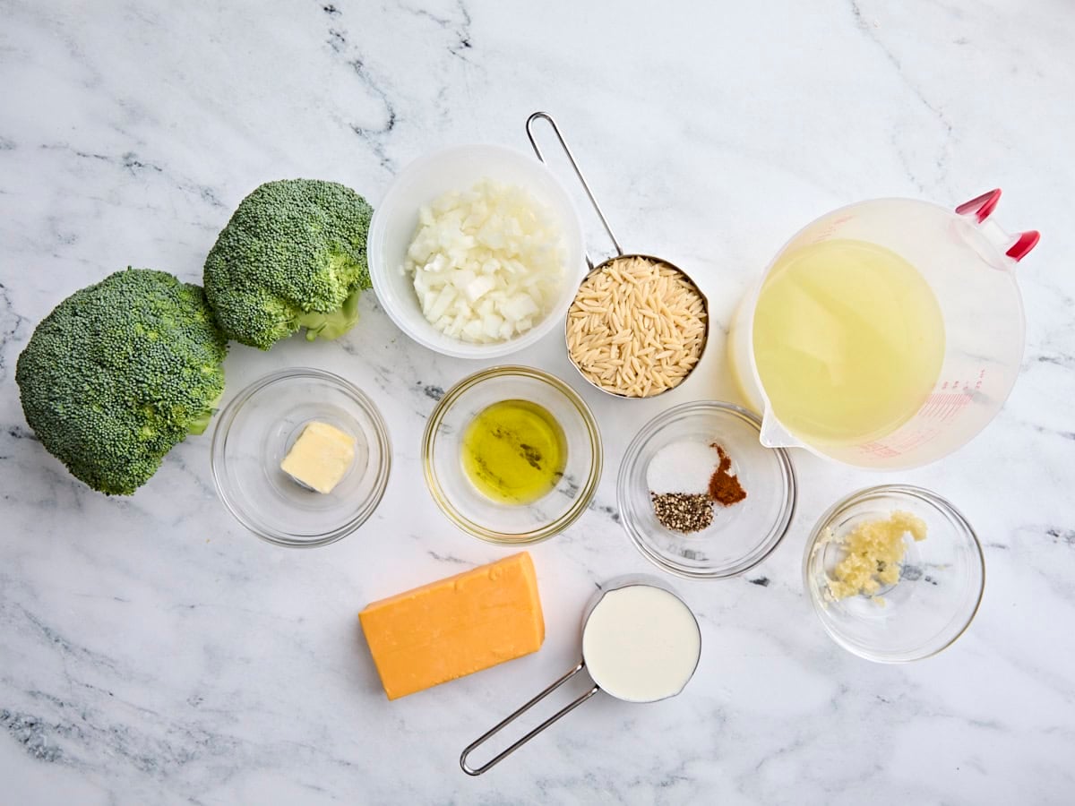 The ingredients to make this Broccoli Cheddar Orzo recipe.