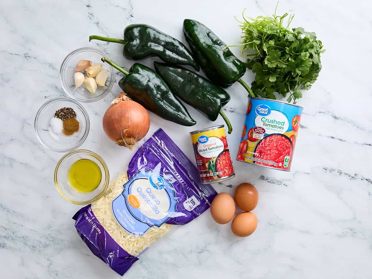 The ingredients to make chile relleno.
