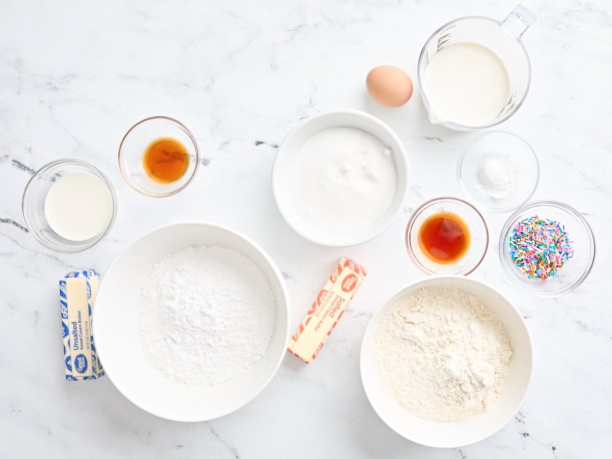 The ingredients to make sugar cookie bars.