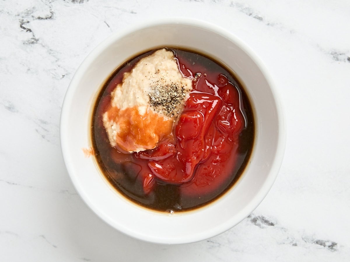 The ingredients for cocktail sauce in a bowl.