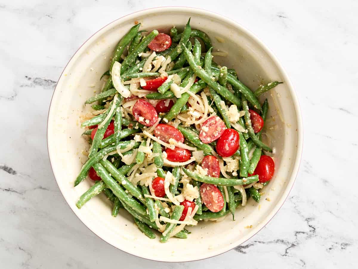 Finished green bean salad in a bowl.
