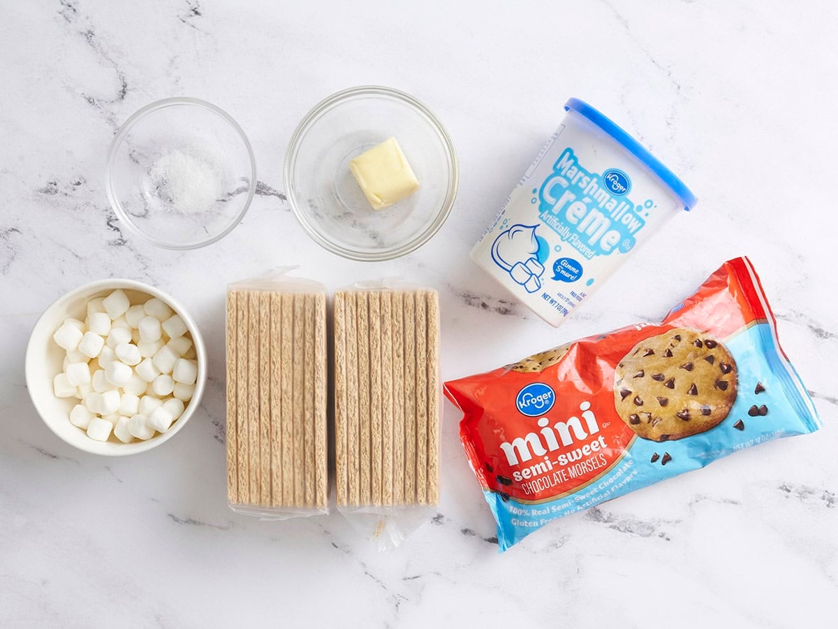 Ingredients to make S'mores bark.