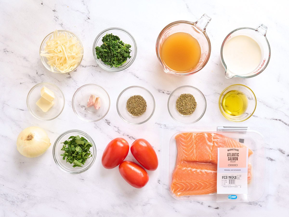 The ingredient to make a Tuscan salmon skillet.